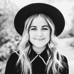 Meet your Posher, Ellie